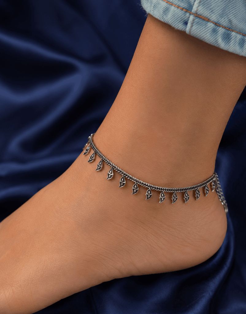 Oxidized Leaf Anklet