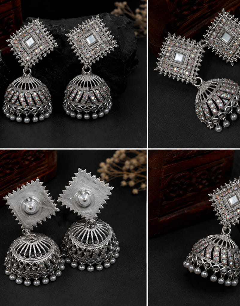 Royal Noor Jhumka Earrings